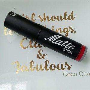 Matte stick in red